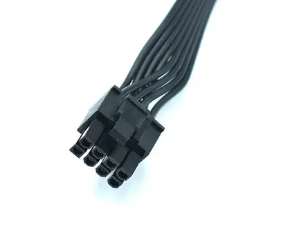 4+4-pin EPS Connector: Provides power to the CPU.